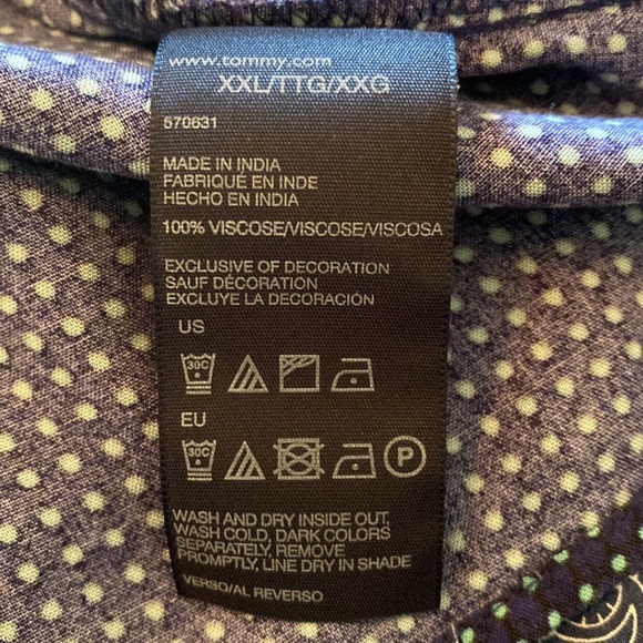 Tommy Hilfiger Long Sleeve Blouse Size XXL. Dark Blue/teal polka dot print. - Picture 9 of 9